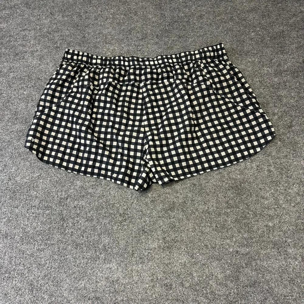 Old Navy Shorts Womens Size 3X Black Gingham StretchTech Active Athletic Gym